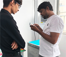 國外客戶來公司學(xué)習(xí)