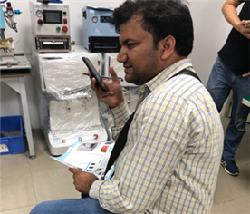 國外客戶來公司學(xué)習(xí)