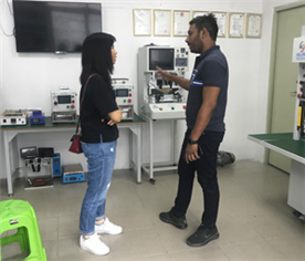 國外客戶來公司學(xué)習(xí)