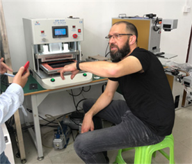 國外客戶來公司學習