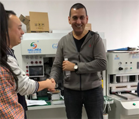 國外客戶來公司學習